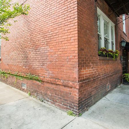 Apartamento Linda'S On Lincoln Savannah Exterior foto