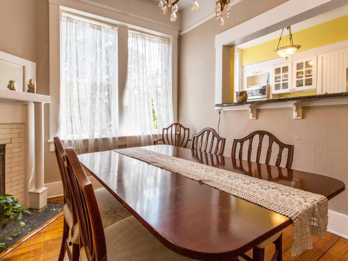 Apartamento Linda'S On Lincoln Savannah Exterior foto