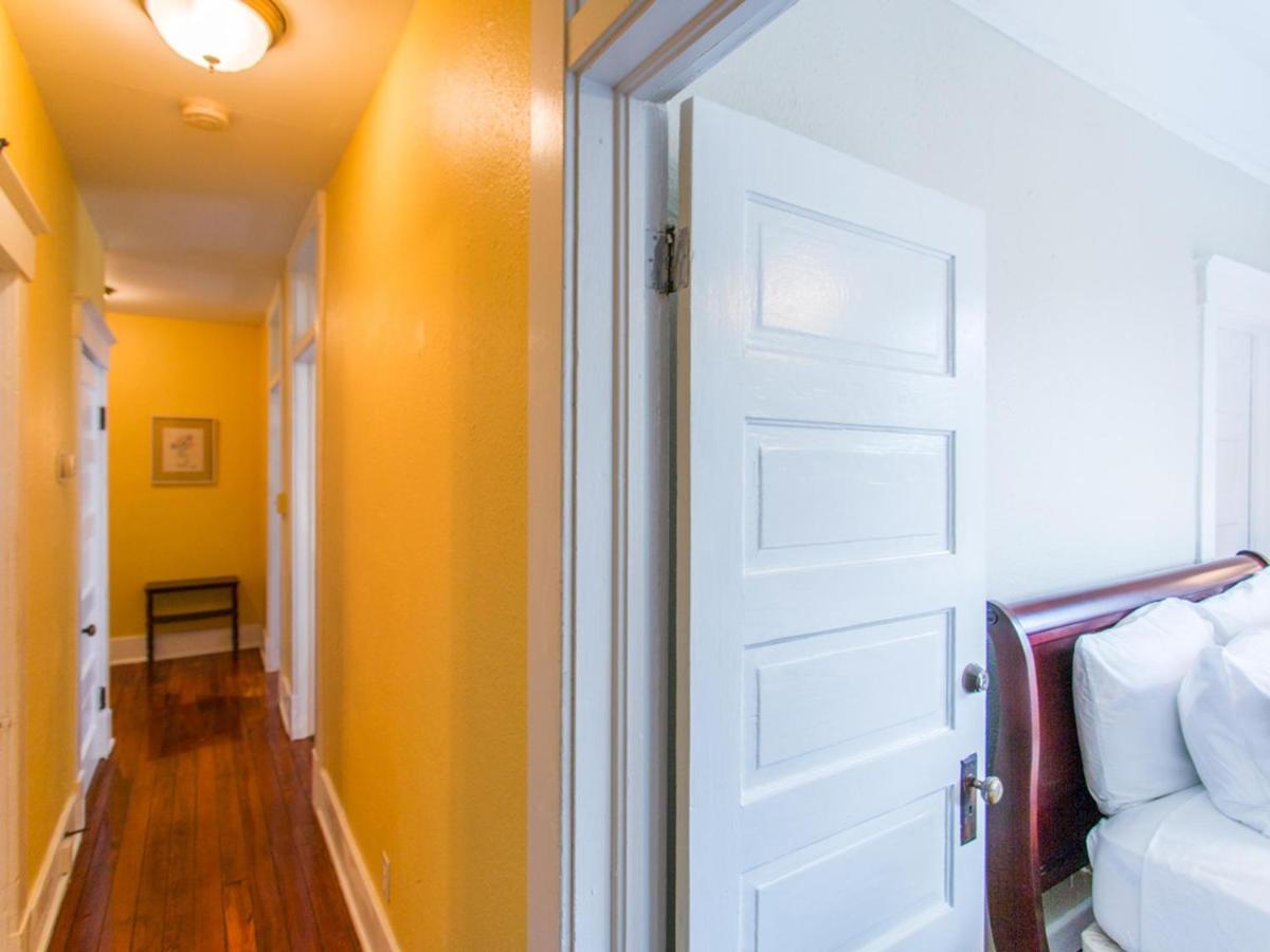 Apartamento Linda'S On Lincoln Savannah Exterior foto